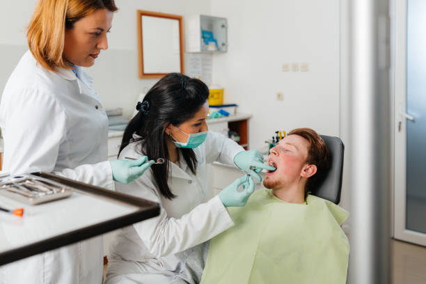 Best Emergency Dental Extractions in Ontonagon, MI